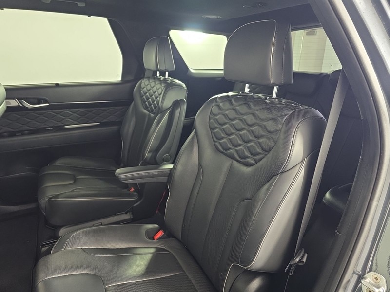Hyundai Palisade Vehicle Full-screen Gallery Image 33