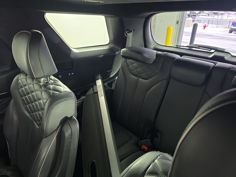 Hyundai Palisade Vehicle Full-screen Gallery Image 34