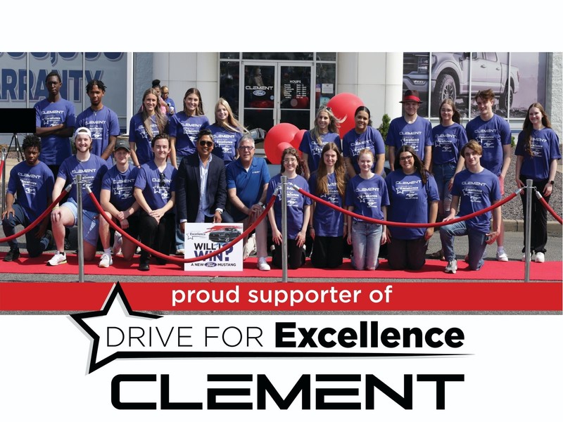 GMC Yukon Vehicle Full-screen Gallery Image 45