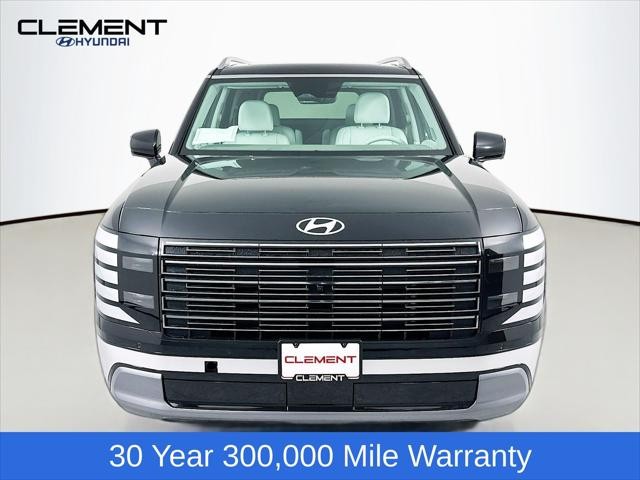 Hyundai Palisade Vehicle Full-screen Gallery Image 2