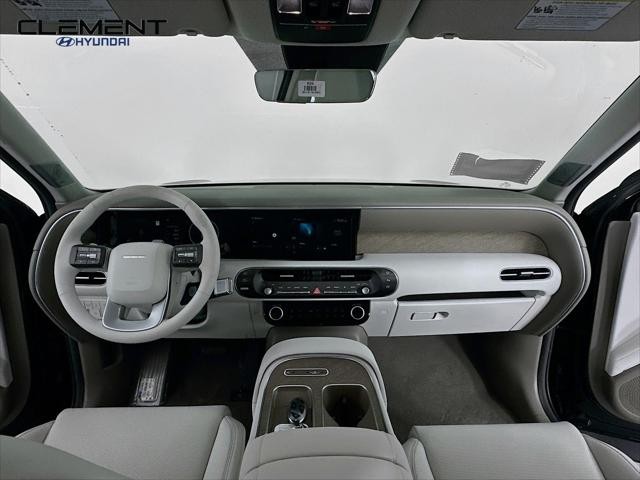 Hyundai Palisade Vehicle Full-screen Gallery Image 11