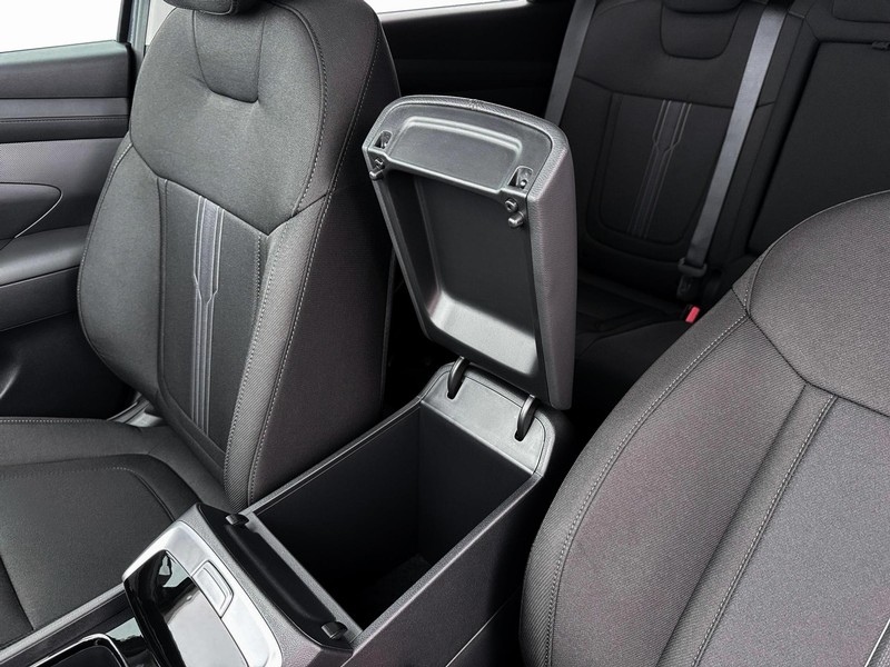 Hyundai Tucson Vehicle Full-screen Gallery Image 19