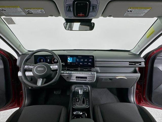 Hyundai Kona Vehicle Full-screen Gallery Image 11