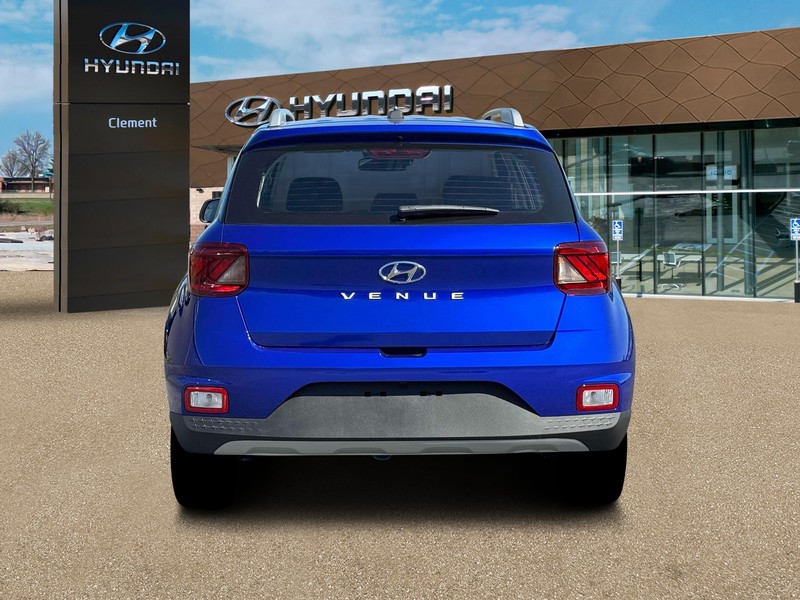 Hyundai Venue Vehicle Full-screen Gallery Image 6