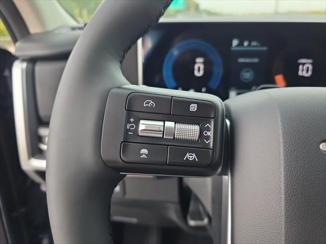 Hyundai Santa Fe Vehicle Full-screen Gallery Image 13