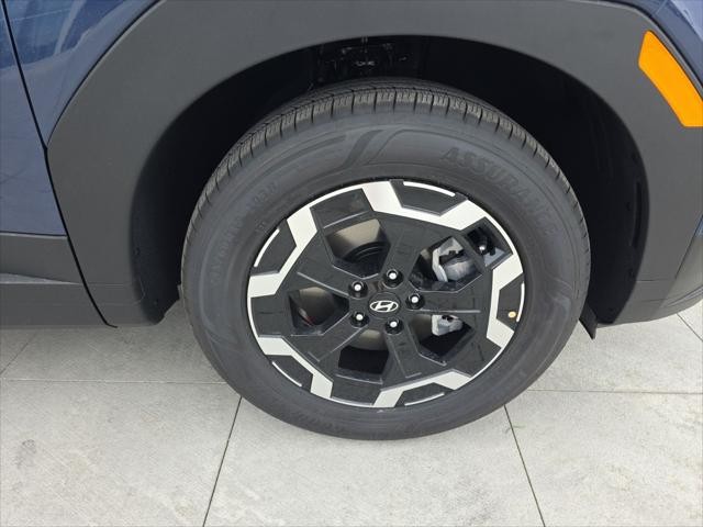 Hyundai Santa Fe Vehicle Full-screen Gallery Image 33