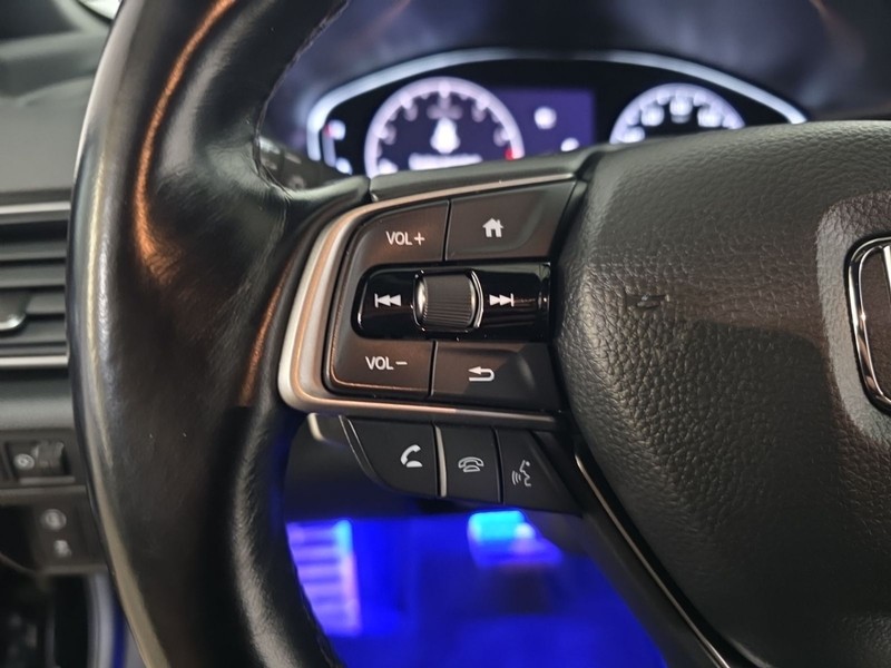 Honda Accord Sedan Vehicle Image 13
