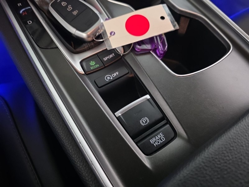 Honda Accord Sedan Vehicle Image 20