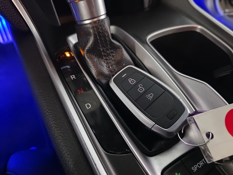 Honda Accord Sedan Vehicle Image 21