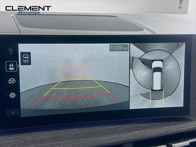 Hyundai Santa Fe Hybrid Vehicle Full-screen Gallery Image 18