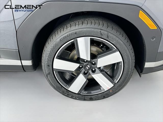 Hyundai Santa Fe Hybrid Vehicle Full-screen Gallery Image 33