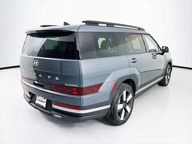 Hyundai Santa Fe Hybrid Vehicle Full-screen Gallery Image 6