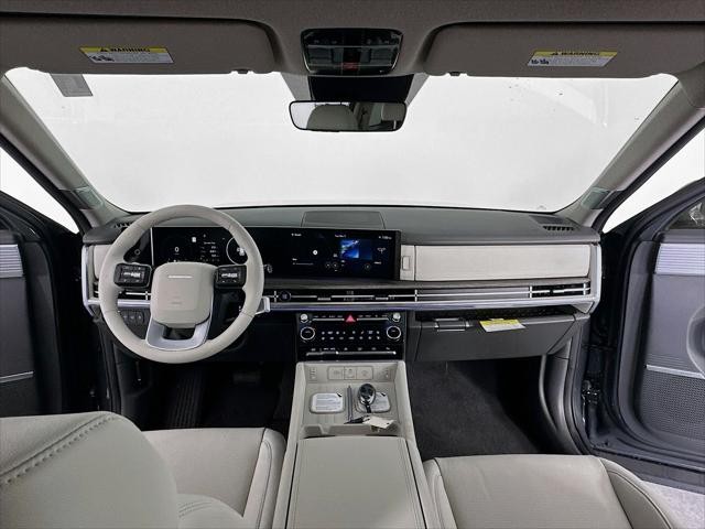 Hyundai Santa Fe Hybrid Vehicle Full-screen Gallery Image 11