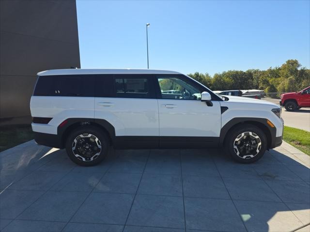 Hyundai Santa Fe Vehicle Full-screen Gallery Image 4