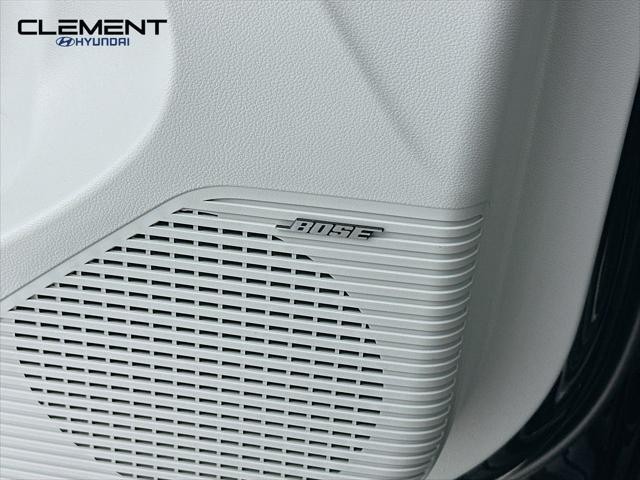 Hyundai Kona Vehicle Full-screen Gallery Image 23