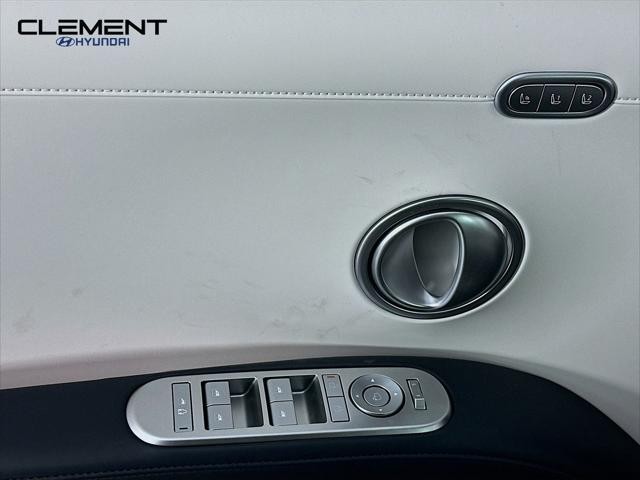 Hyundai Palisade Vehicle Full-screen Gallery Image 24