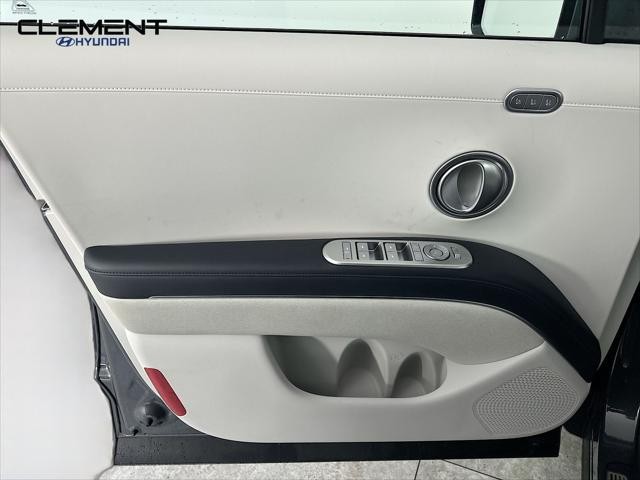 Hyundai Palisade Vehicle Full-screen Gallery Image 25