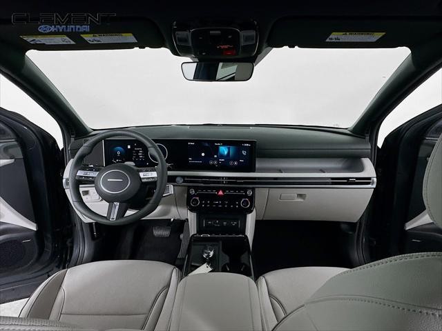 Hyundai Tucson Vehicle Full-screen Gallery Image 11