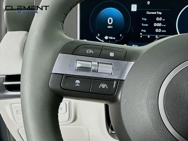 Hyundai Tucson Vehicle Full-screen Gallery Image 14