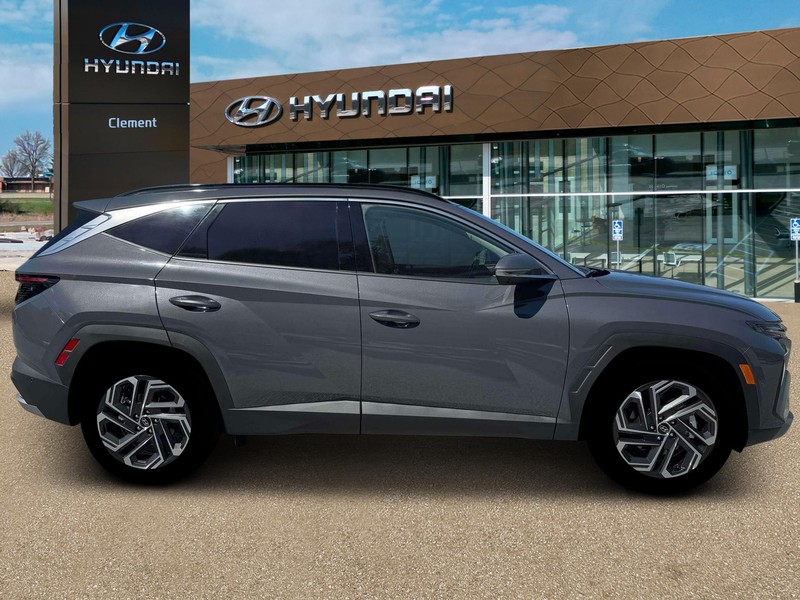 Hyundai Tucson Vehicle Full-screen Gallery Image 9