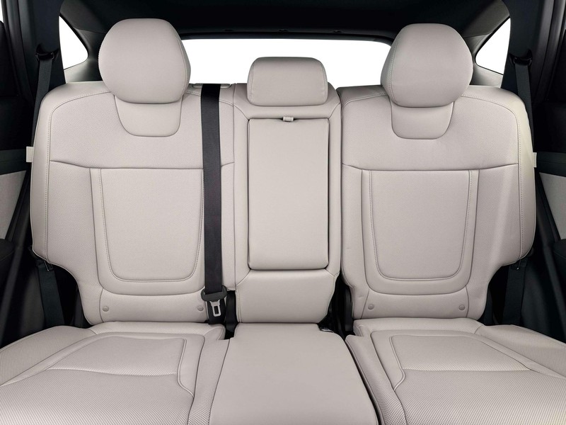 Hyundai Tucson Vehicle Full-screen Gallery Image 16