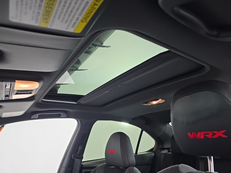 Subaru WRX Vehicle Full-screen Gallery Image 23