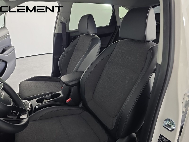 Kia Seltos Vehicle Full-screen Gallery Image 26