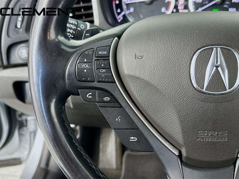 Acura ILX Vehicle Full-screen Gallery Image 14