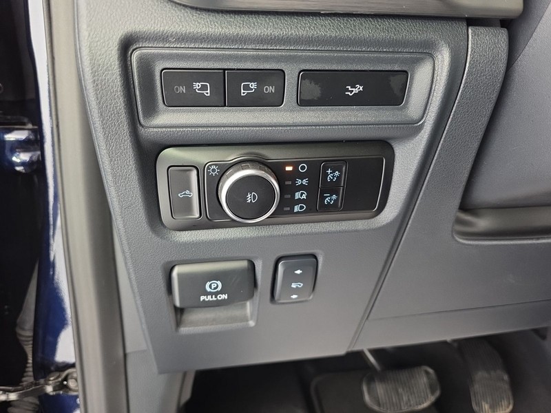 Ford F-150 Vehicle Image 13