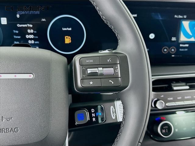 Hyundai Palisade Vehicle Full-screen Gallery Image 15