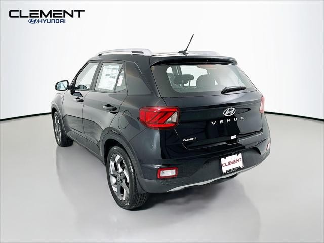 Hyundai Venue Vehicle Full-screen Gallery Image 8