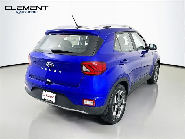 Hyundai Venue Vehicle Full-screen Gallery Image 6