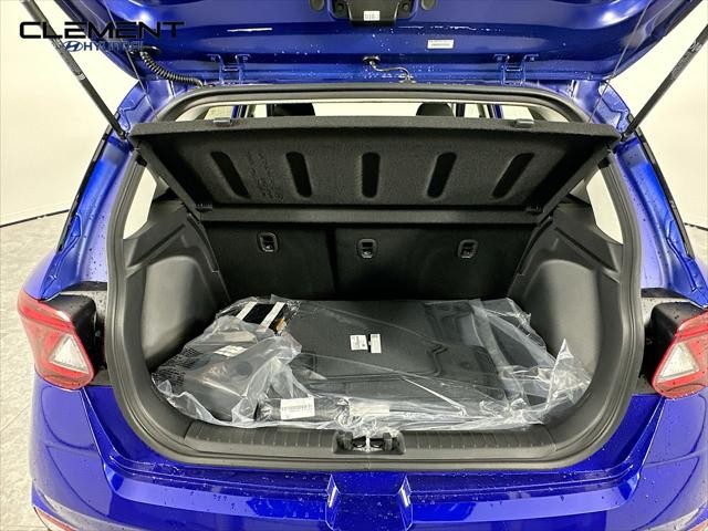 Hyundai Venue Vehicle Full-screen Gallery Image 9