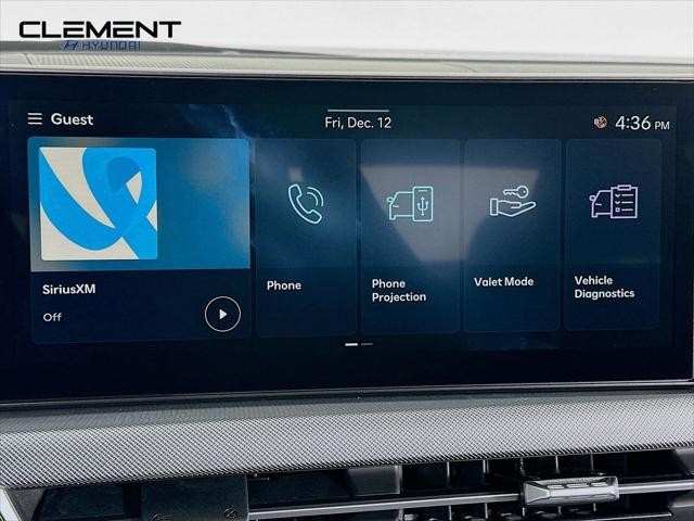 Hyundai Sonata Vehicle Full-screen Gallery Image 17