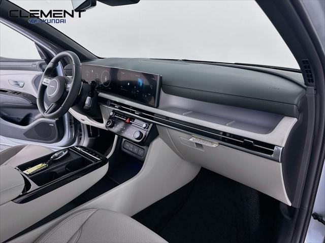 Hyundai Tucson Vehicle Full-screen Gallery Image 31