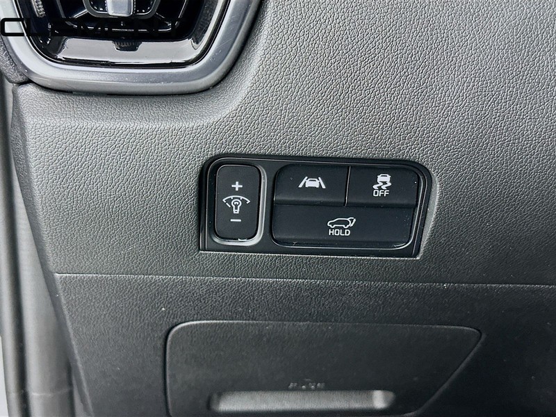 Kia Sorento Vehicle Image 12