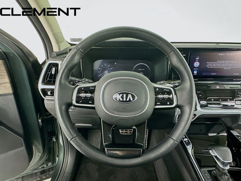 Kia Sorento Vehicle Image 13