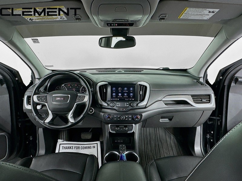 GMC Terrain Vehicle Image 11