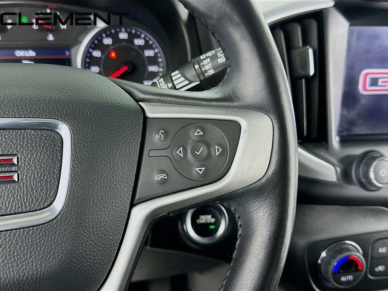 GMC Terrain Vehicle Image 16