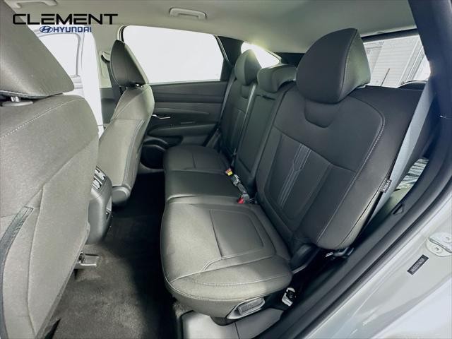 Hyundai Tucson Vehicle Full-screen Gallery Image 27