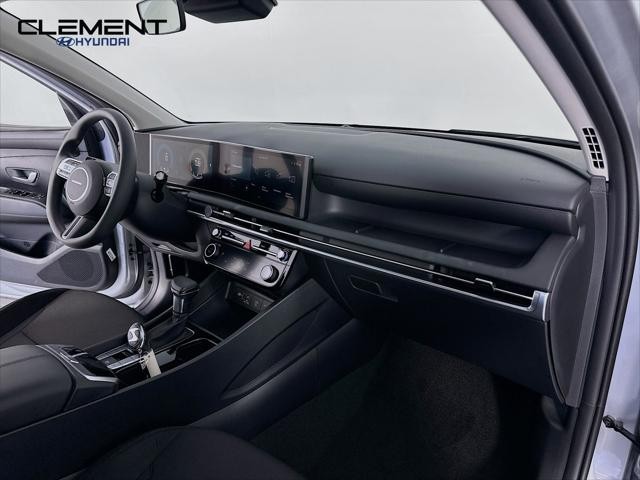 Hyundai Tucson Vehicle Full-screen Gallery Image 29