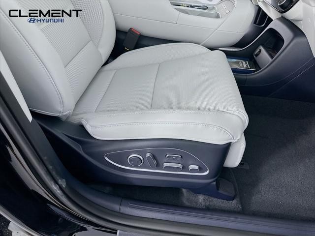 Hyundai Palisade Hybrid Vehicle Full-screen Gallery Image 31