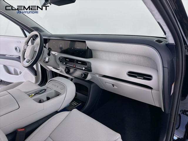 Hyundai Palisade Hybrid Vehicle Full-screen Gallery Image 32