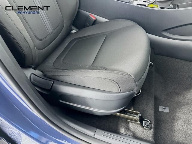 Hyundai Tucson Vehicle Full-screen Gallery Image 28