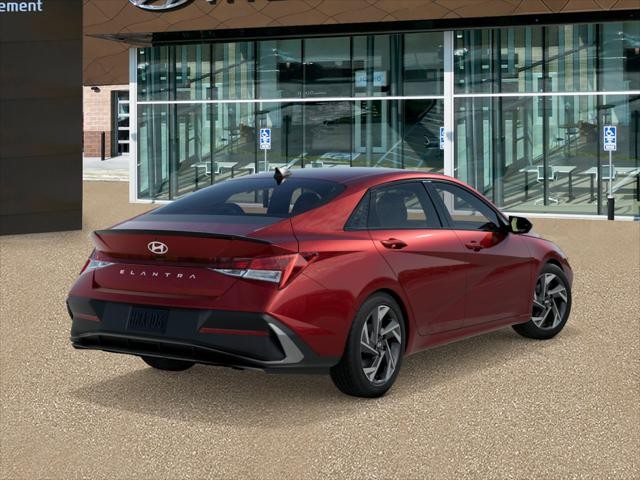 Hyundai Elantra Vehicle Image 04