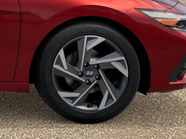 Hyundai Elantra Vehicle Image 08