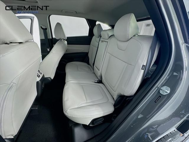 Hyundai Tucson Vehicle Full-screen Gallery Image 28