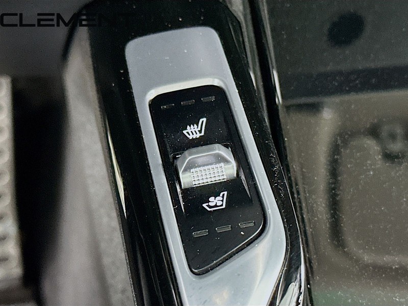 Kia Sorento Vehicle Full-screen Gallery Image 22