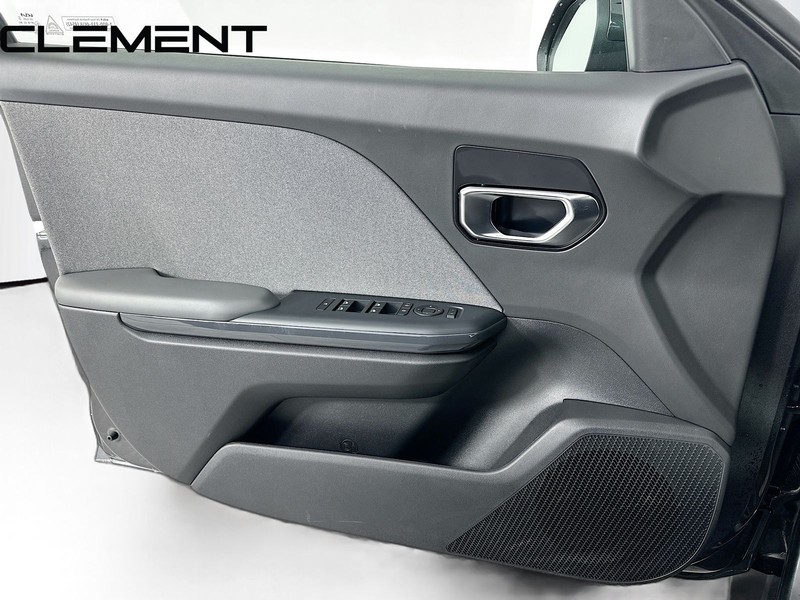 Kia K4 Vehicle Full-screen Gallery Image 24