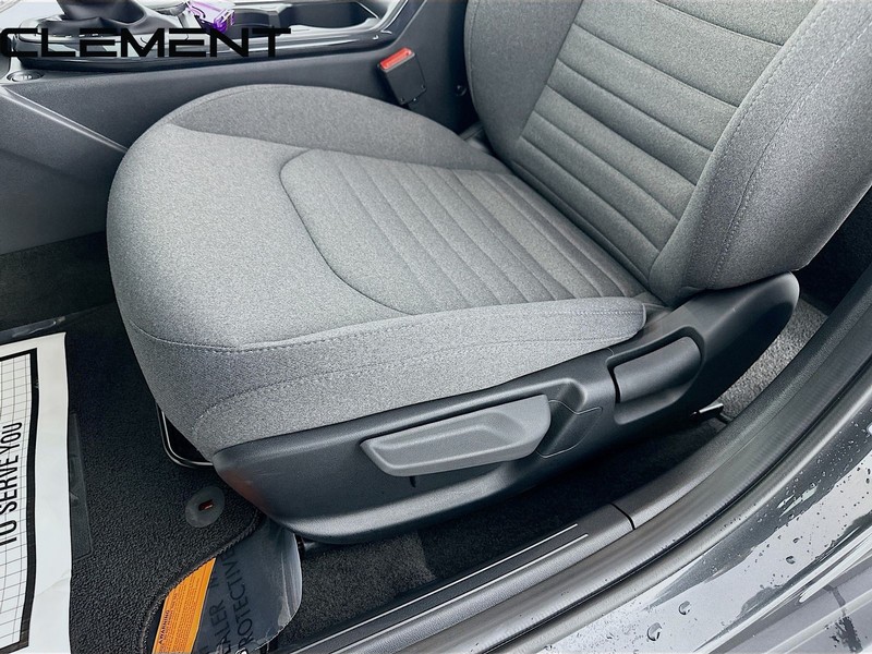 Kia K4 Vehicle Full-screen Gallery Image 26